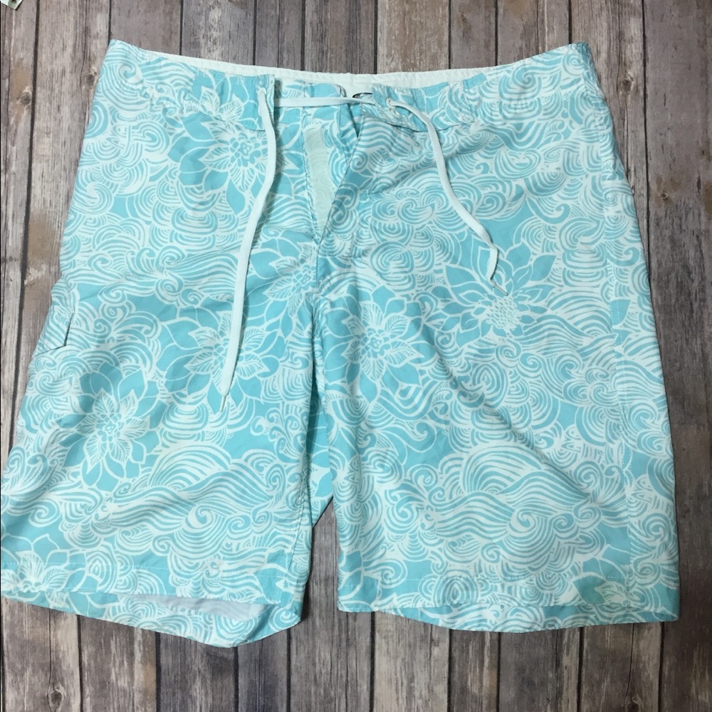 Old navy swim trunks size XL